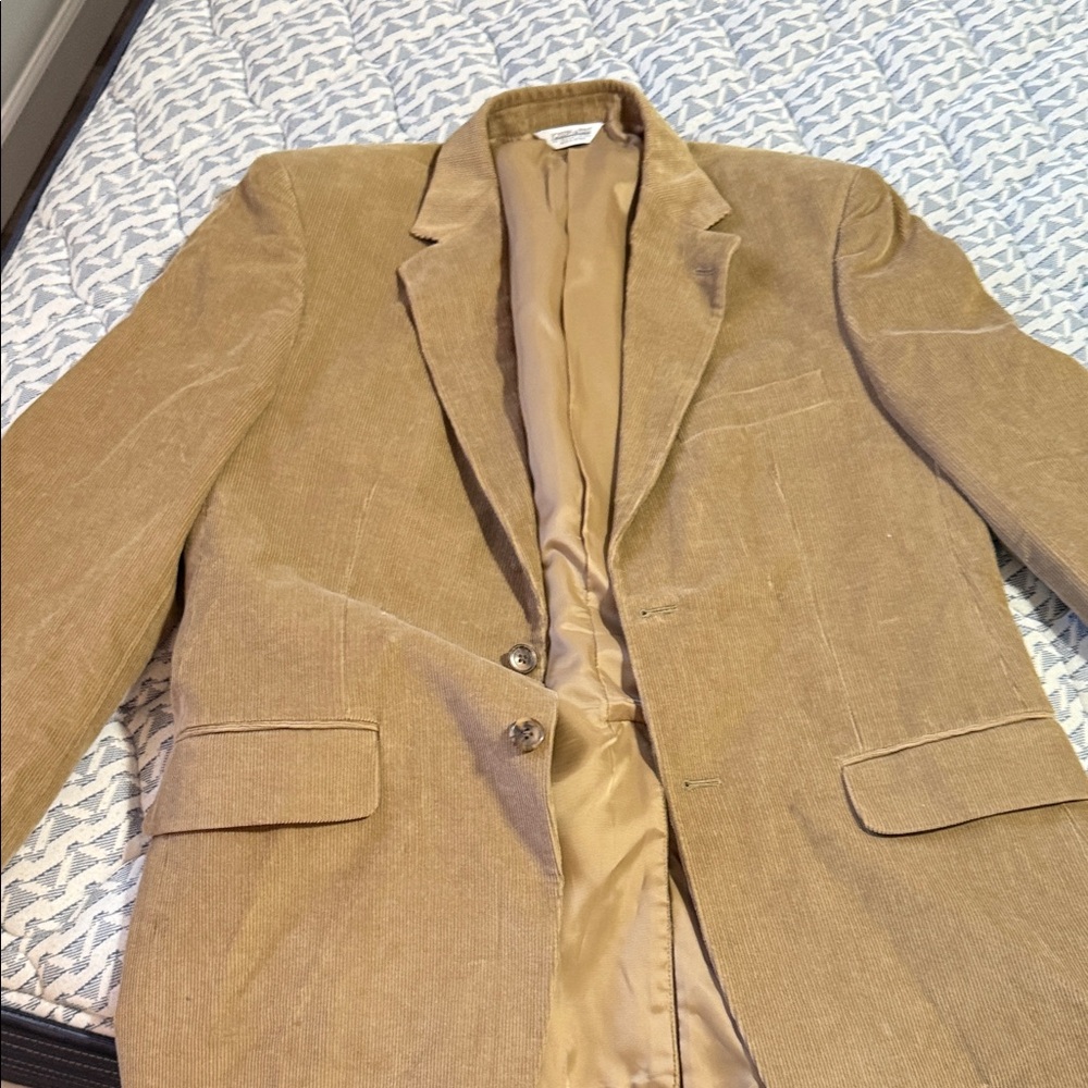Joseph & Feiss Tan corduroy blazer perfect for any occasion